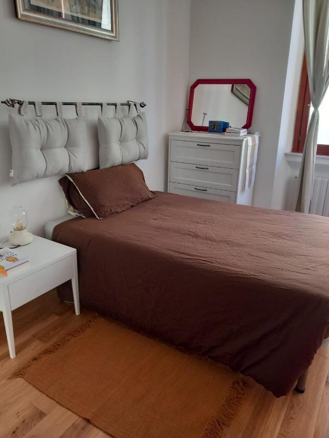 Gam Gam Isola Room Rent Milánó Kültér fotó